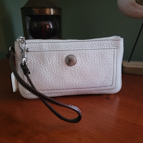 Coach Handbags - Coach White Pebbled Leather Wristlet Y2K Bag